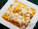 Рецепта Вкусен качамак от царевичен грис / брашно със сирене и масло - класическа рецепта